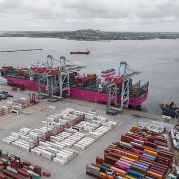 2026-02-13 – Después del muteo de Bianchi a Heber, el FA tuvo su vuelta de honor por el fallo del Puerto – Darwin Desbocatti post thumbnail image